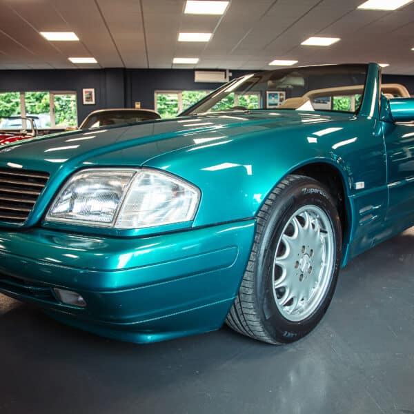 1997 Mercedes-Benz 280SL - Image 4
