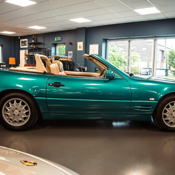 1997 Mercedes-Benz 280SL - Image 22