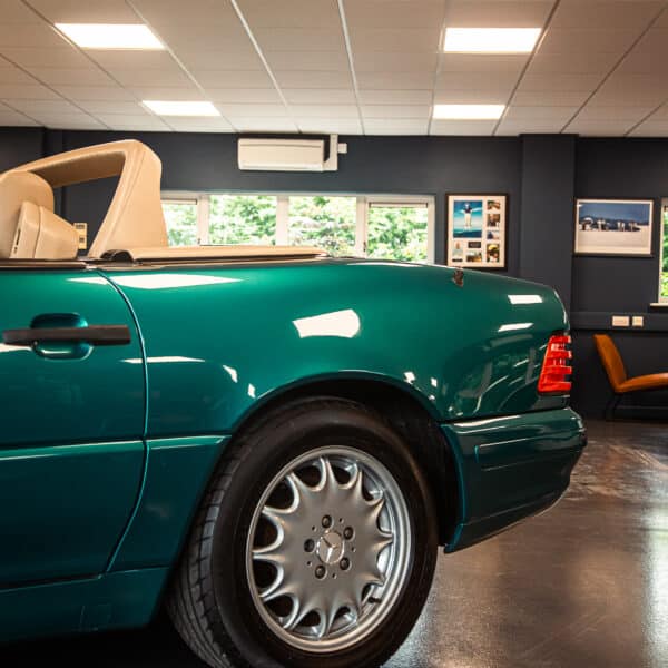 1997 Mercedes-Benz 280SL - Image 37