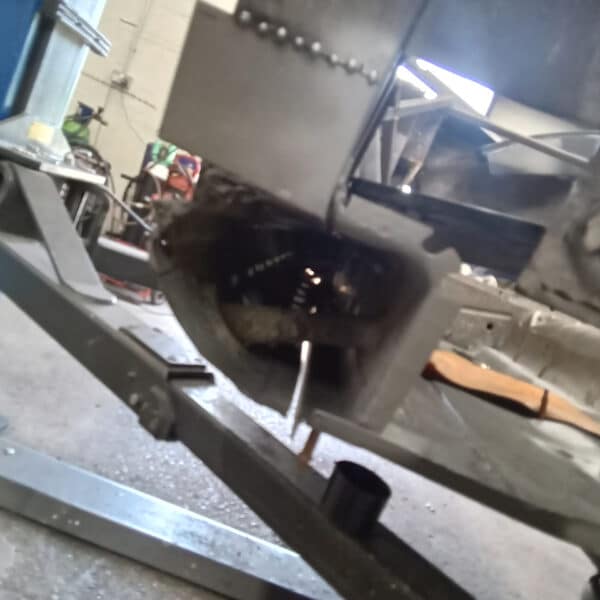 23062025 1978 Mercedes 350SL welding work 10