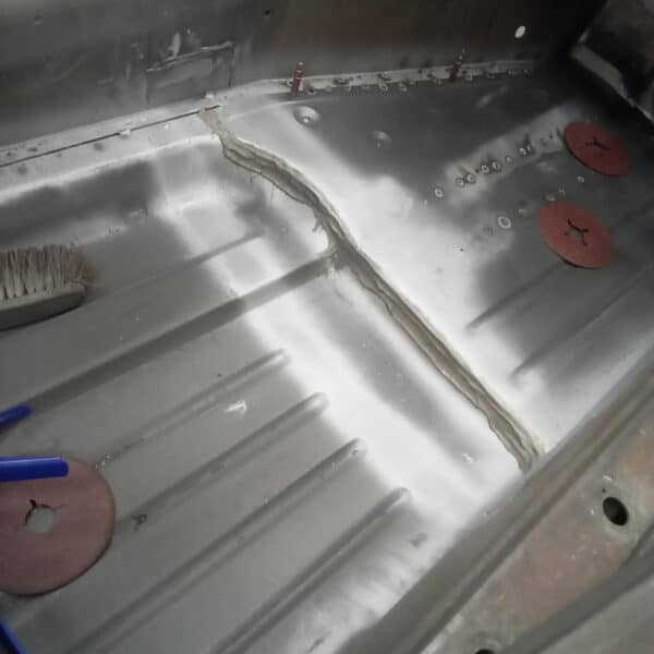 23062025 1978 Mercedes 350SL welding work 7