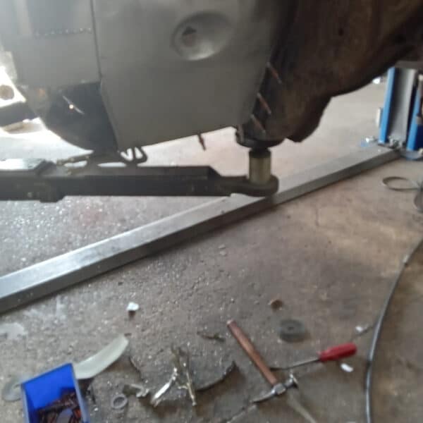 23062025 1978 Mercedes 350SL welding work 8