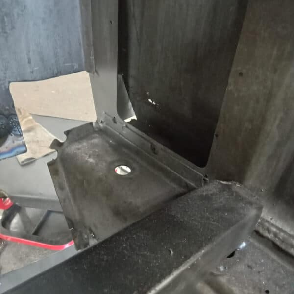 23062025 1978 Mercedes 350SL welding work 9