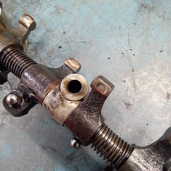 24062025 1971 Triumph TR6 tappets and fuel pressure 3