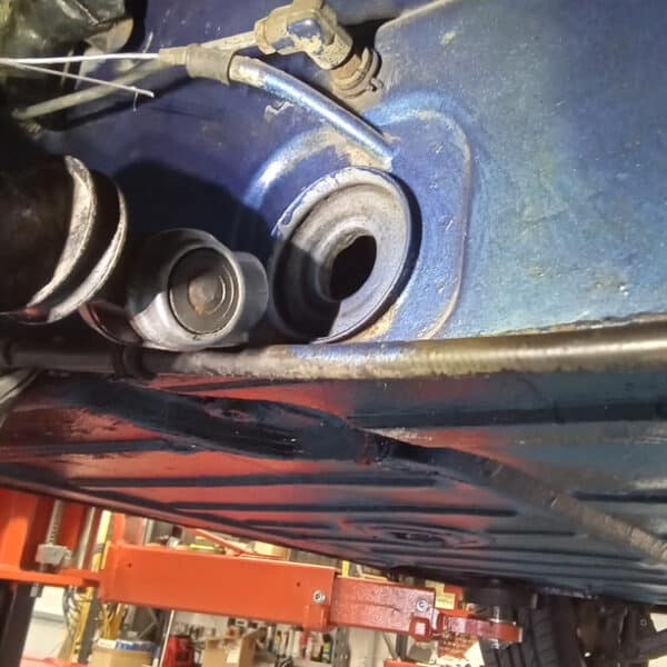 24062025 1973 Porsche 914 bushes 14