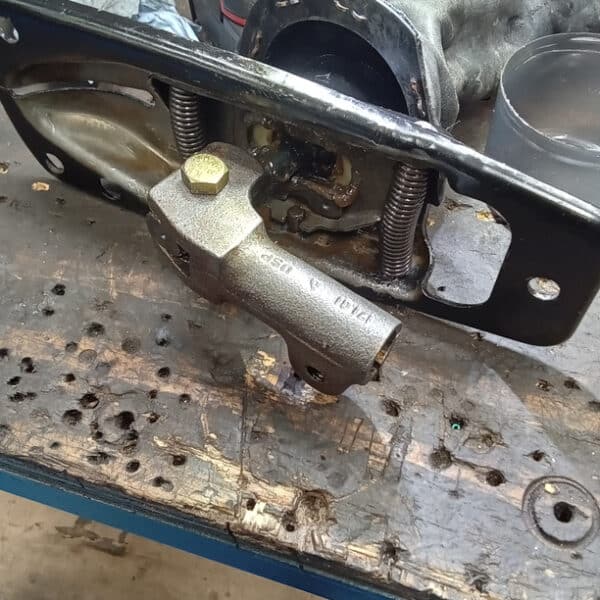24062025 1973 Porsche 914 bushes 22