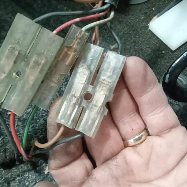 24062025 1973 Porsche 914 bushes 7