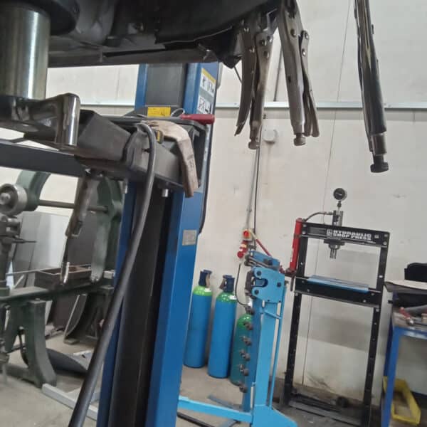240625 1978 Mercedes 350SL Rear Frame Repairs 6