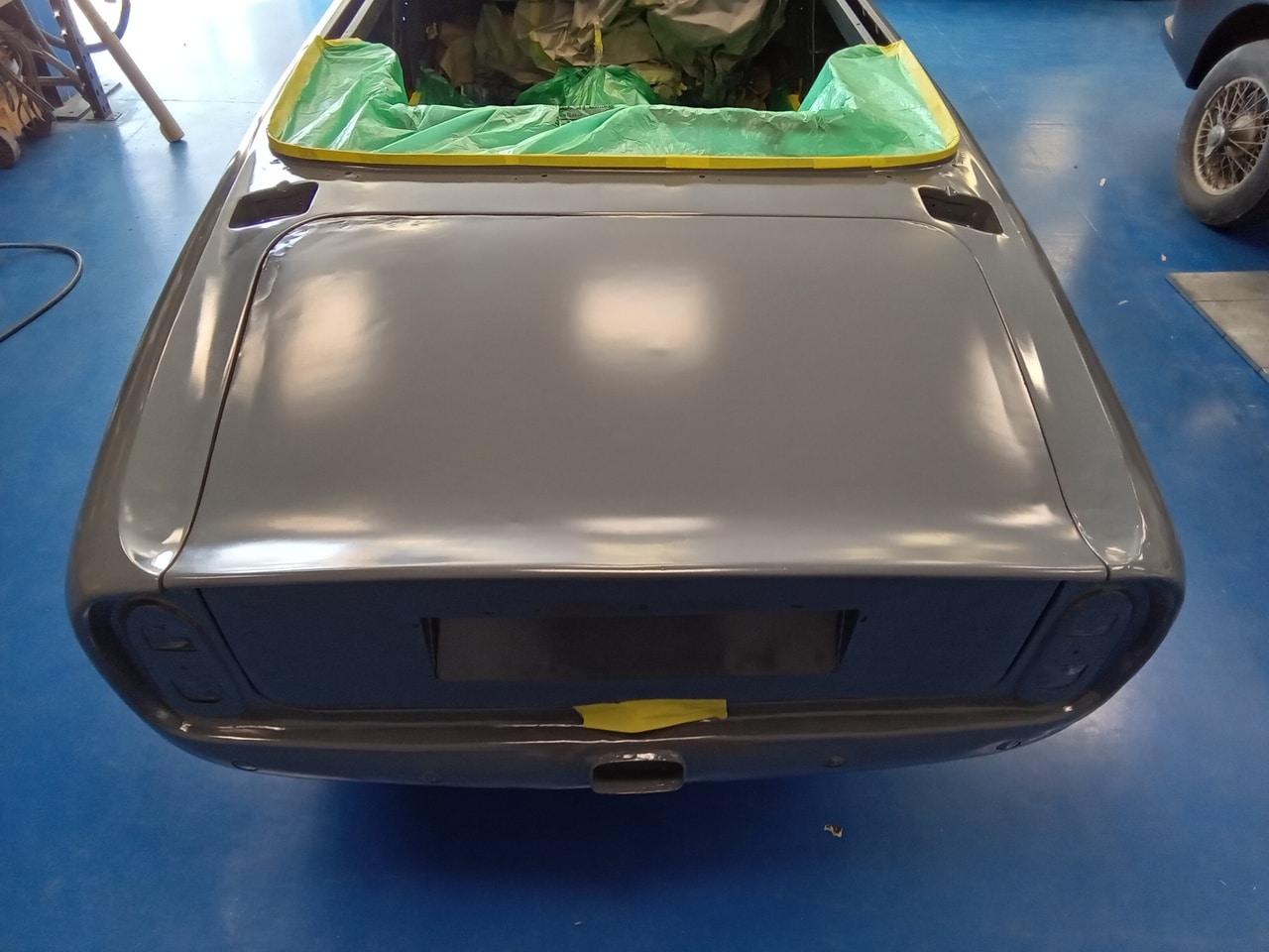 25062025 1969 Aston Martin DB6 filler 4