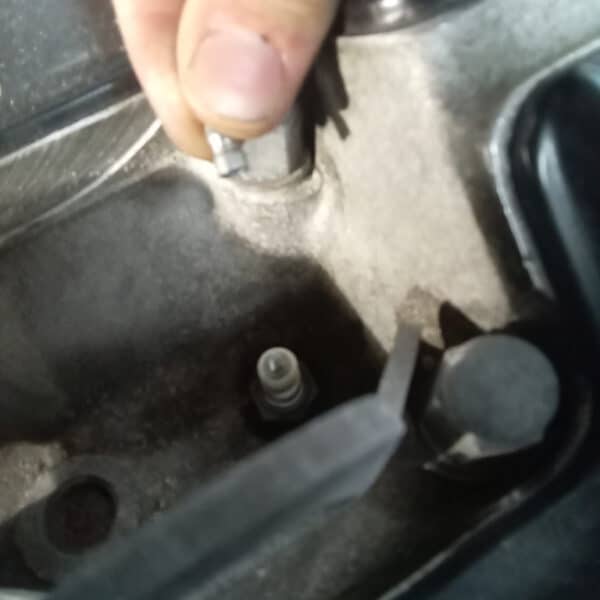 25062025 1985 Daimler DS420 fuel pump 2