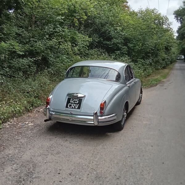 260625 1963 Jaguar Mk2 Coolant Belts and Road Test 4