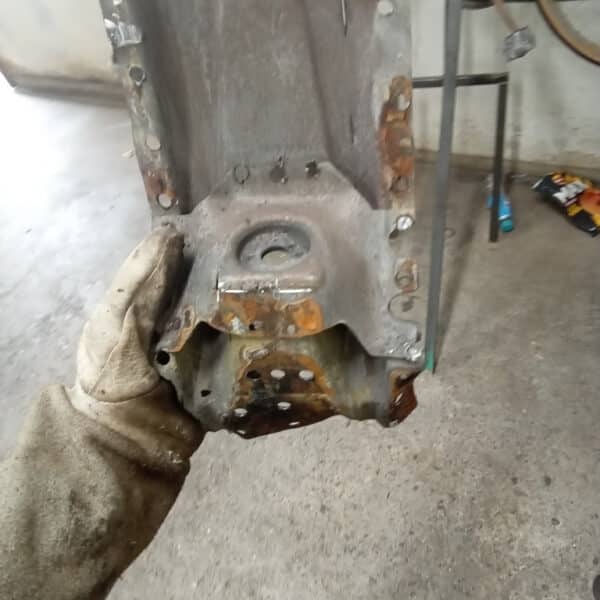 260625 1978 Mercedes 350SL Drivers Side Inner Wing and Shock Mount