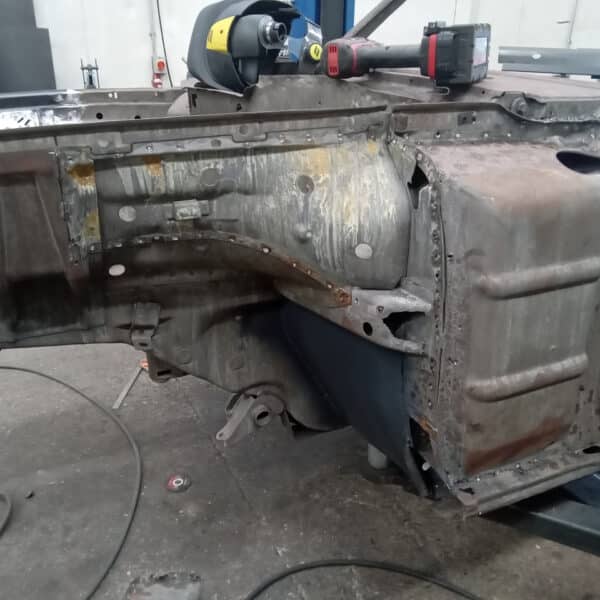 260625 1978 Mercedes Benz 350SL Welding and Fitting Inner Fenders 2