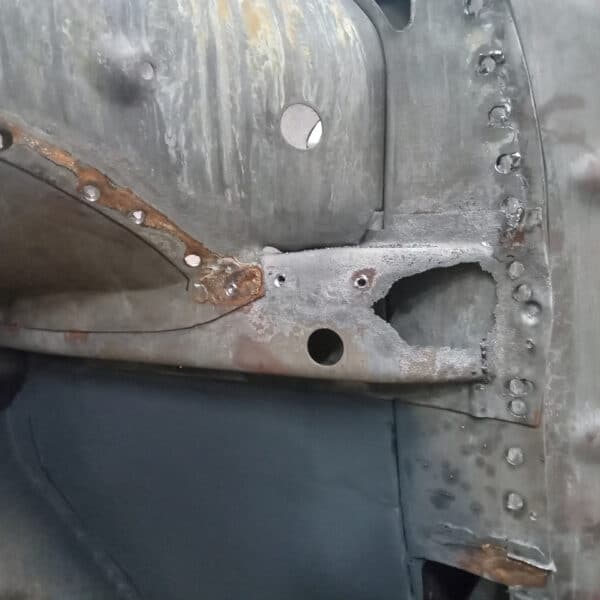 260625 1978 Mercedes Benz 350SL Welding and Fitting Inner Fenders 3