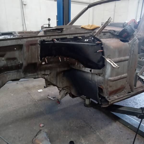 260625 1978 Mercedes Benz 350SL Welding and Fitting Inner Fenders 6
