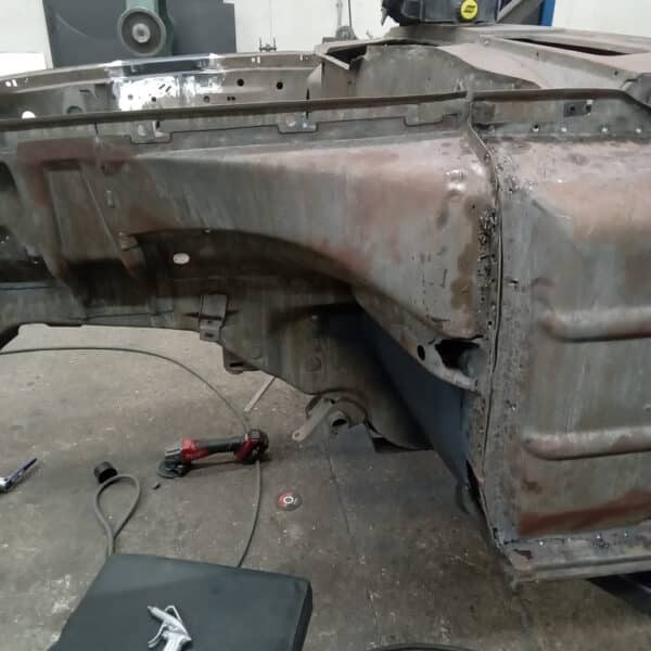 260625 1978 Mercedes Benz 350SL Welding and Fitting Inner Fenders