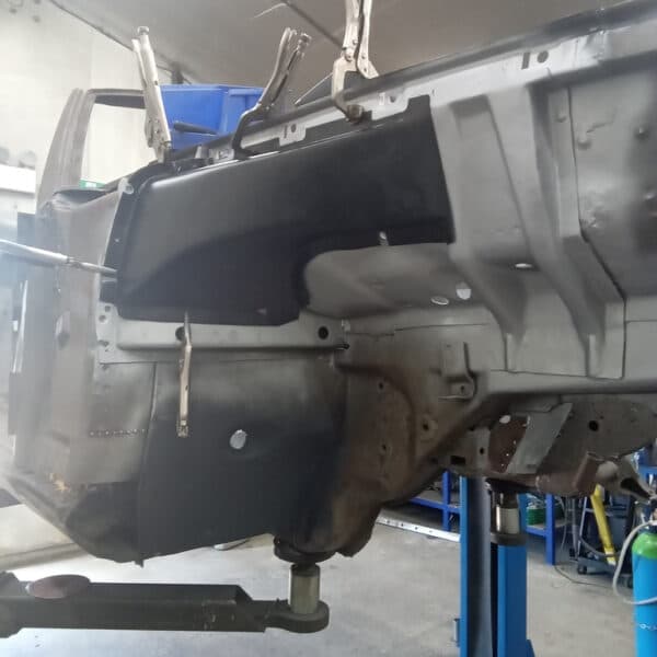 30062025 1978 Mercedes 350SL inner wing fit 7
