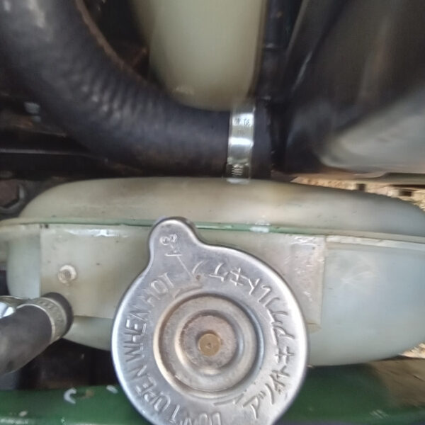 310525 1978 MG Midget 1500 Heater Valve 02