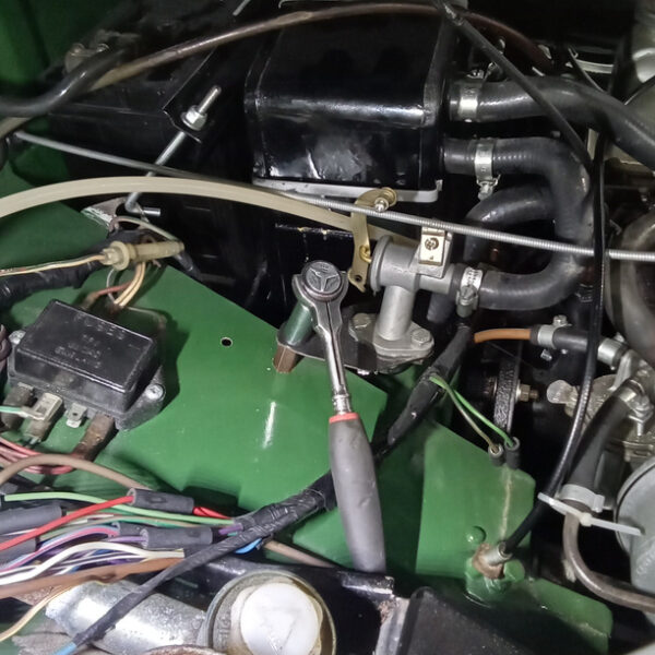 310525 1978 MG Midget 1500 Overheating Issues Investigation 09