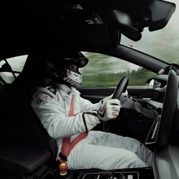Benny Leuchter setting the Nurburgring lap record in the Golf GTI 1