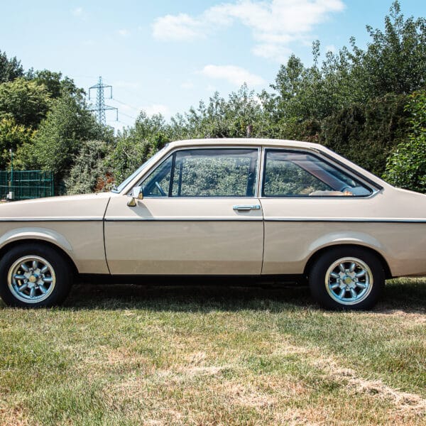 Steve Hunts 1979 Ford Escort Mk2 5