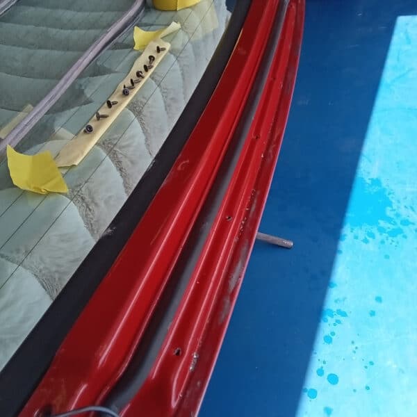 03.07.2025 1968 MGB GT Red boot lid 6