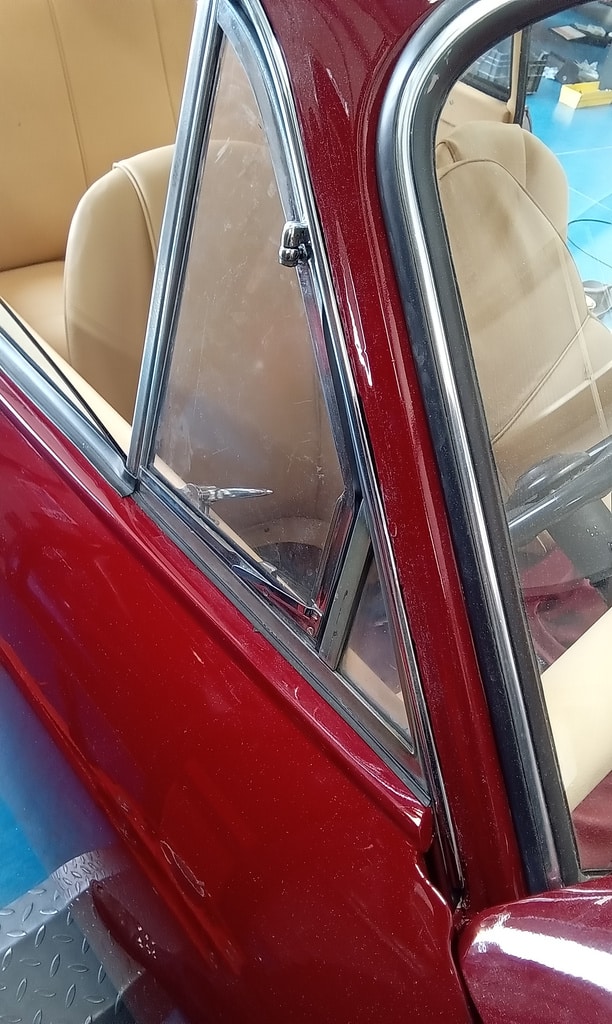07072025 1956 Jensen 541 chrome and dtm 25
