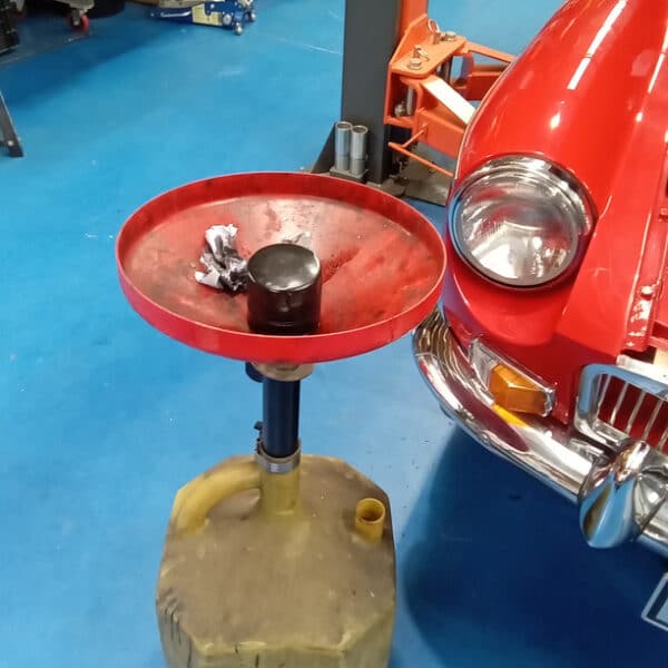 07072025 1968 MGB GT ervice and engine paint 2