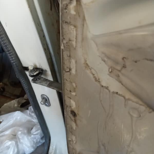 07072025 1969 Audi 70L epoxy 15