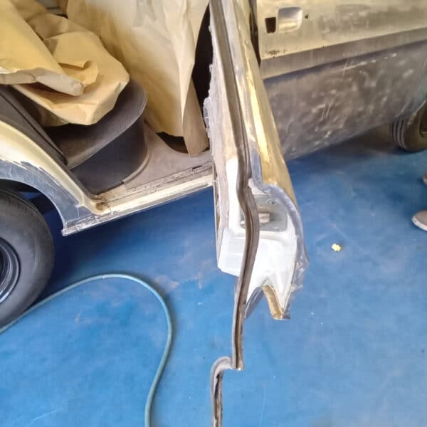07072025 1969 Audi 70L epoxy 7