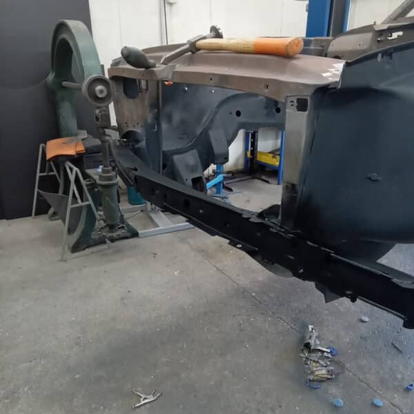 07072025 1978 Mercedes 350SL more rust 10