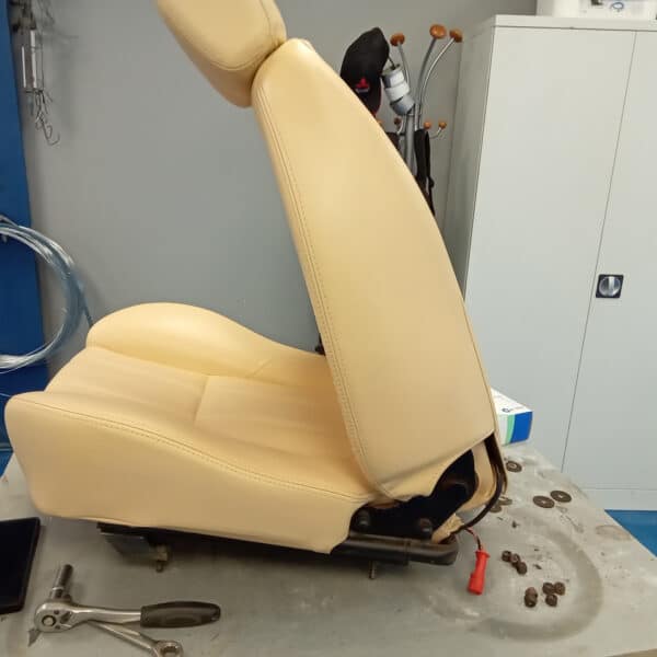 07072025 1995 TVR Chimaera refit 10