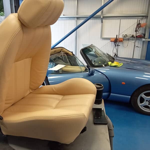 07072025 1995 TVR Chimaera refit 11