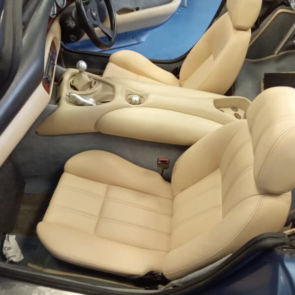 07072025 1995 TVR Chimaera refit 13