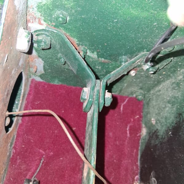 08.07.2025 1956 Jensen 541 Green Bonnet flap 2