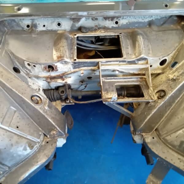 08.07.2025 1969 Audi 70L White Rust 2
