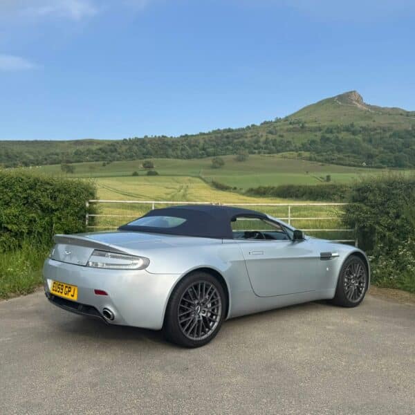 080725 2009 Aston Martin AMV8 Vantage 10