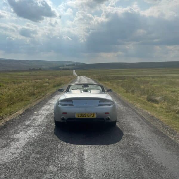 080725 2009 Aston Martin AMV8 Vantage 8