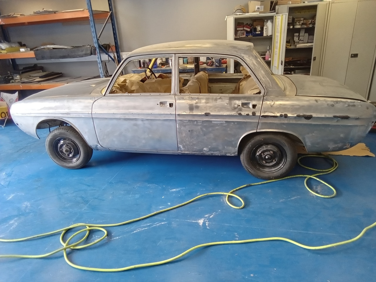 1.07.2025 1969 Audi 70L White Rust 3