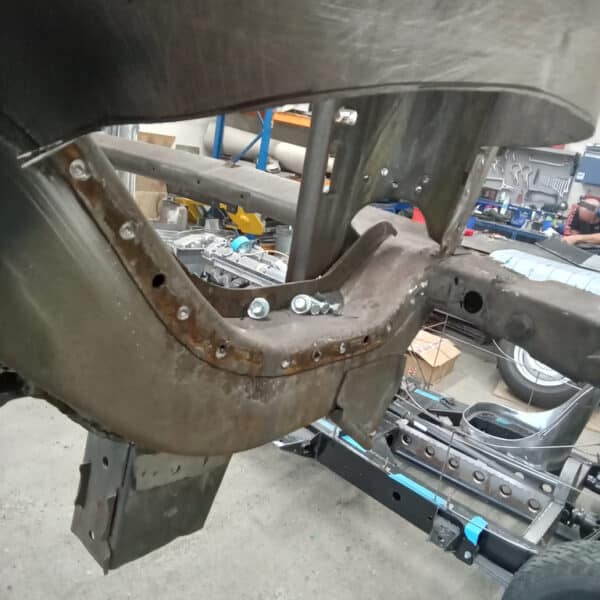 1.07.2025 1978 Mercedes 350SL Red engine bay 2