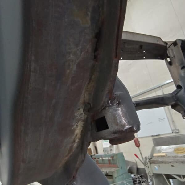 10.07.2025 1978 Mercedes 350SL Red front frame rust damage 1