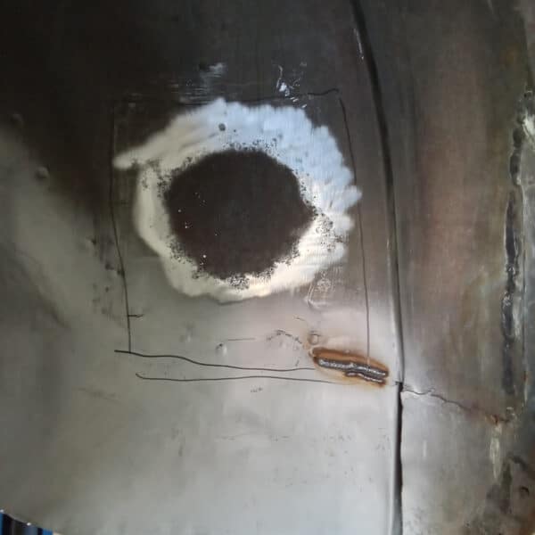 10.07.2025 1978 Mercedes 350SL Red inner fenders wheel repair 1