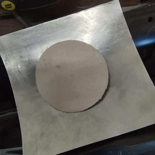 10.07.2025 1978 Mercedes 350SL Red inner fenders wheel repair 3