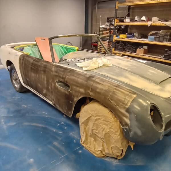 14072025 1969 Aston Martin DB6 Volante filler 2