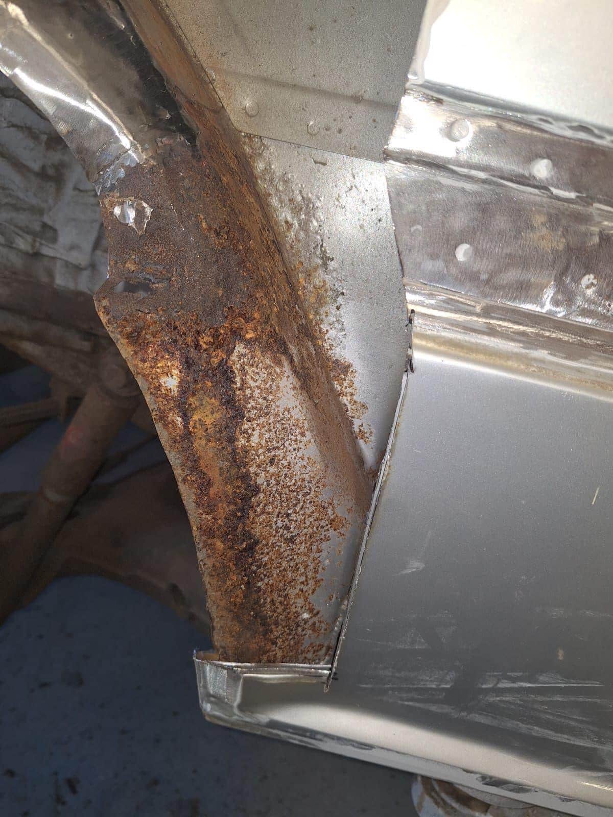 160725 Mercedes Vito Restoration Work 3