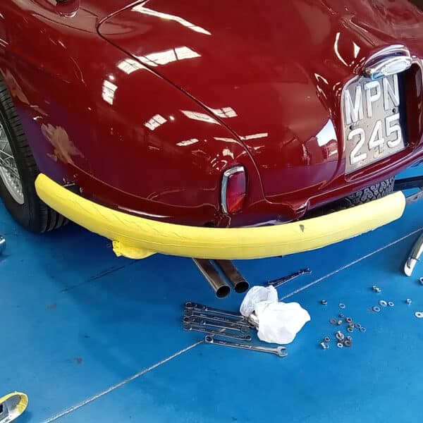 17.07.2025 1956 Jensen 541 Maroon rear bumper 8