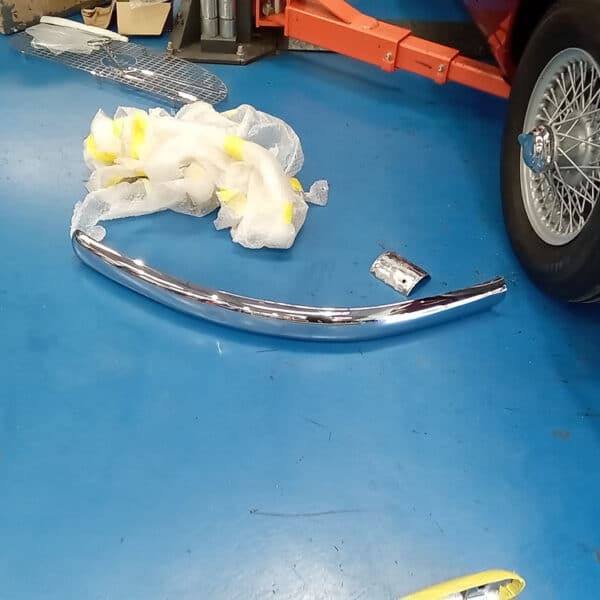 17.07.2025 1956 Jensen 541 Maroon rear bumper 9