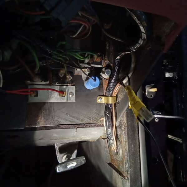 17.07.2025 1976 Jensen Interceptor Blue door and under dash 9