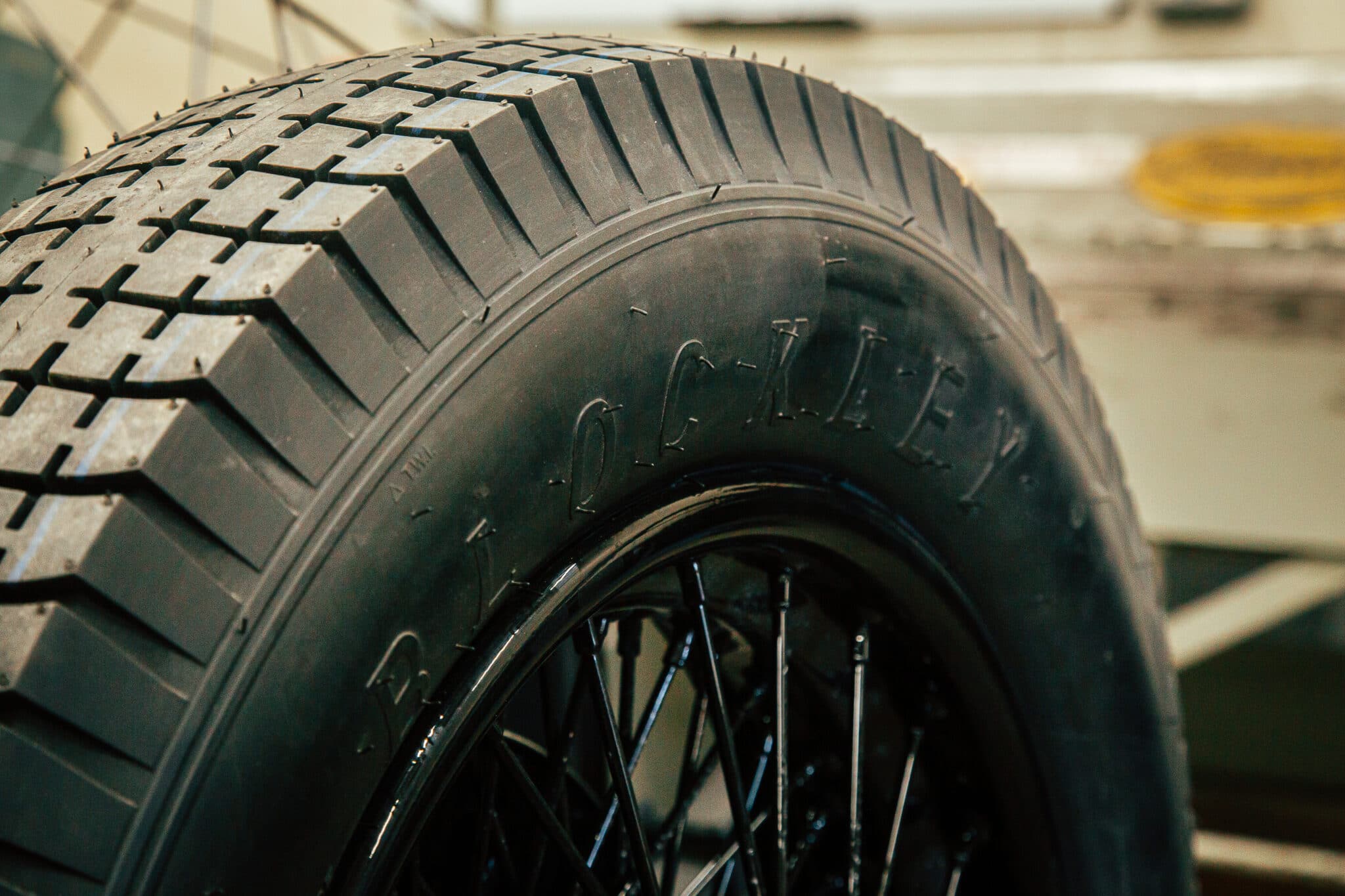1954 Jaguar XK120B New Wheels 5 scaled