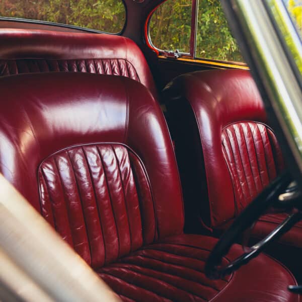 1963 Jaguar MK2 - Image 9